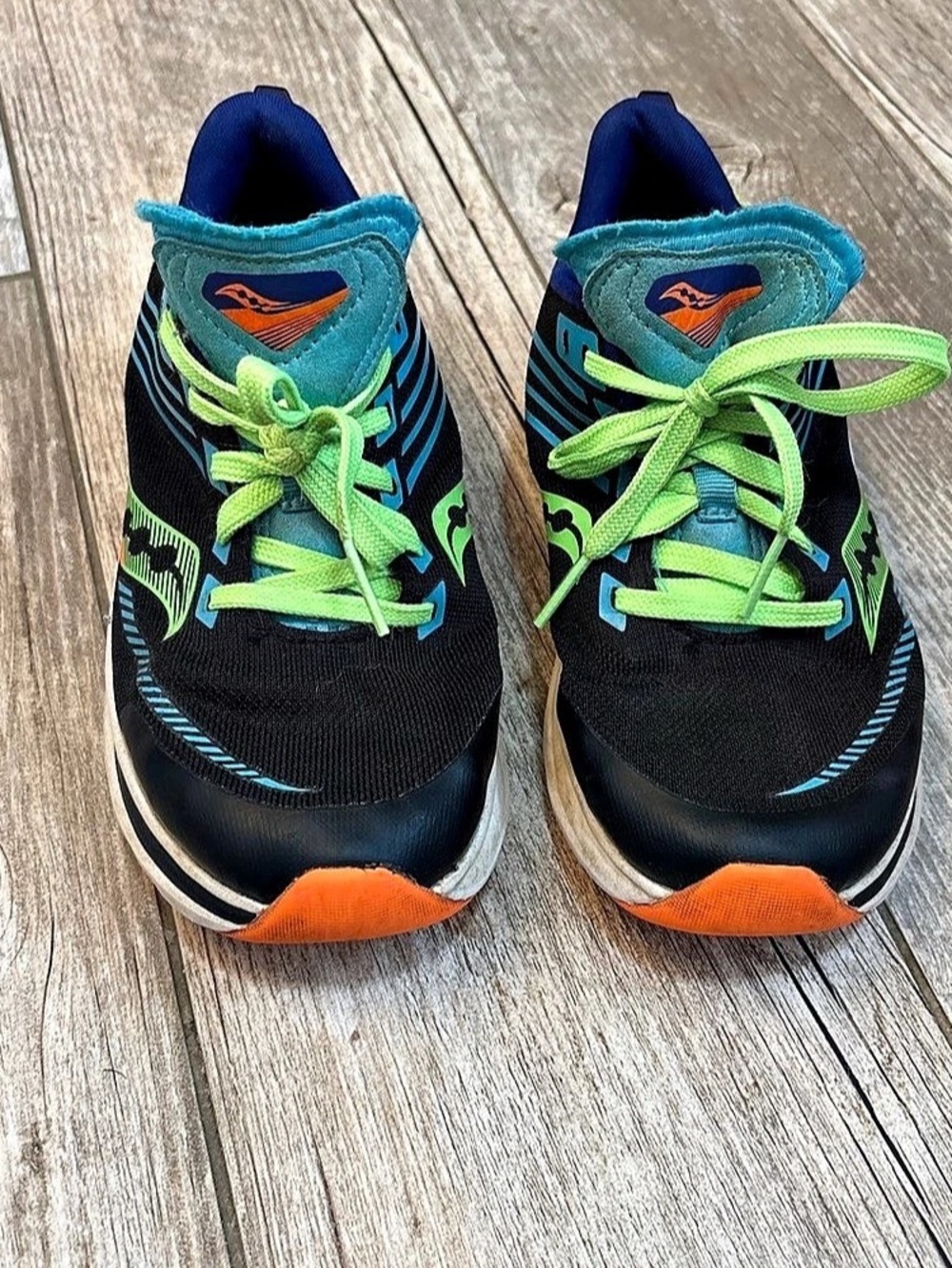Saucony Kinvara kids Running Shoes US 13M Black & Green